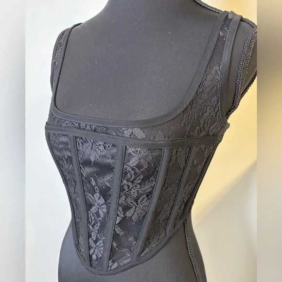 Meshki Black Lace Corset Top with black solid front panel Size XS - Picture 3 of 15